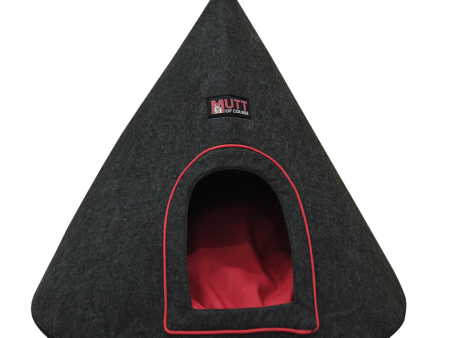 Mutt Of Course Coney Chiwa Bed for Puppies, Cats and medium-sized Dogs - Grey & Red For Sale